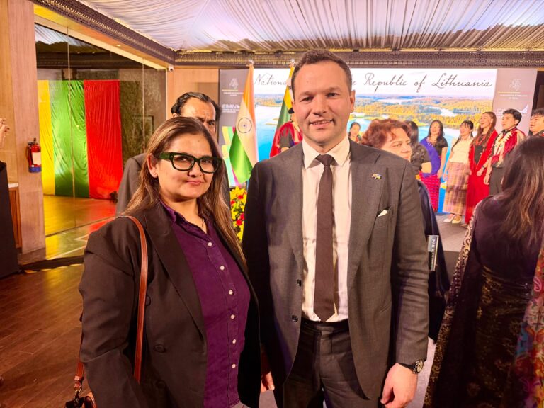 6d76013d-be27-419f-abc4-09db27f2fb86