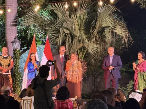 a1f7a697-726d-4a63-a6b7-feb84c3b694b